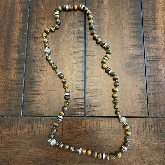 CHLOE & ISABEL Tiger Eye Bead Necklace, NWOT - Picture 3 of 5